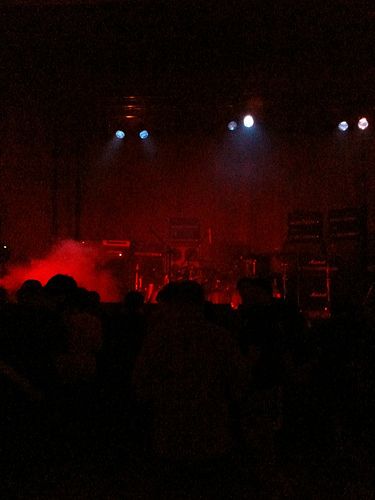 Village Voice vs SUNN O)))