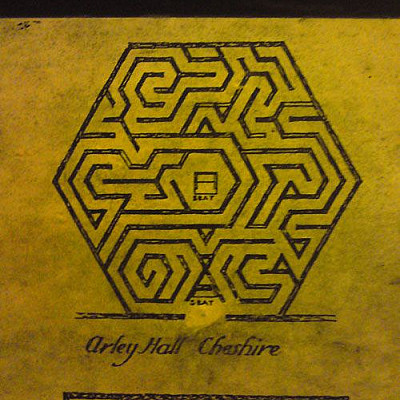 O))) Sources of Verona & Buda labyrinth collection