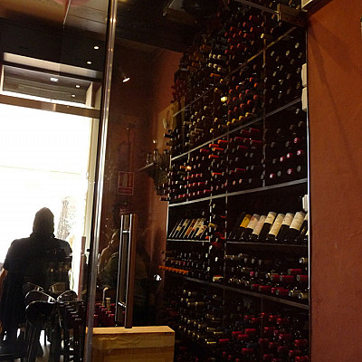 Great Argentinian tapas/wine joint in Seville
