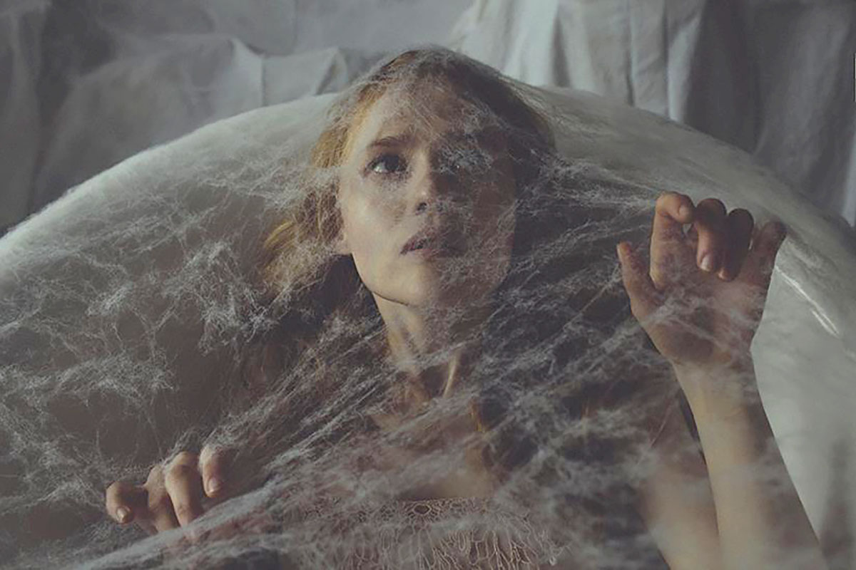 Laura Makabresku: photography & fairy tales