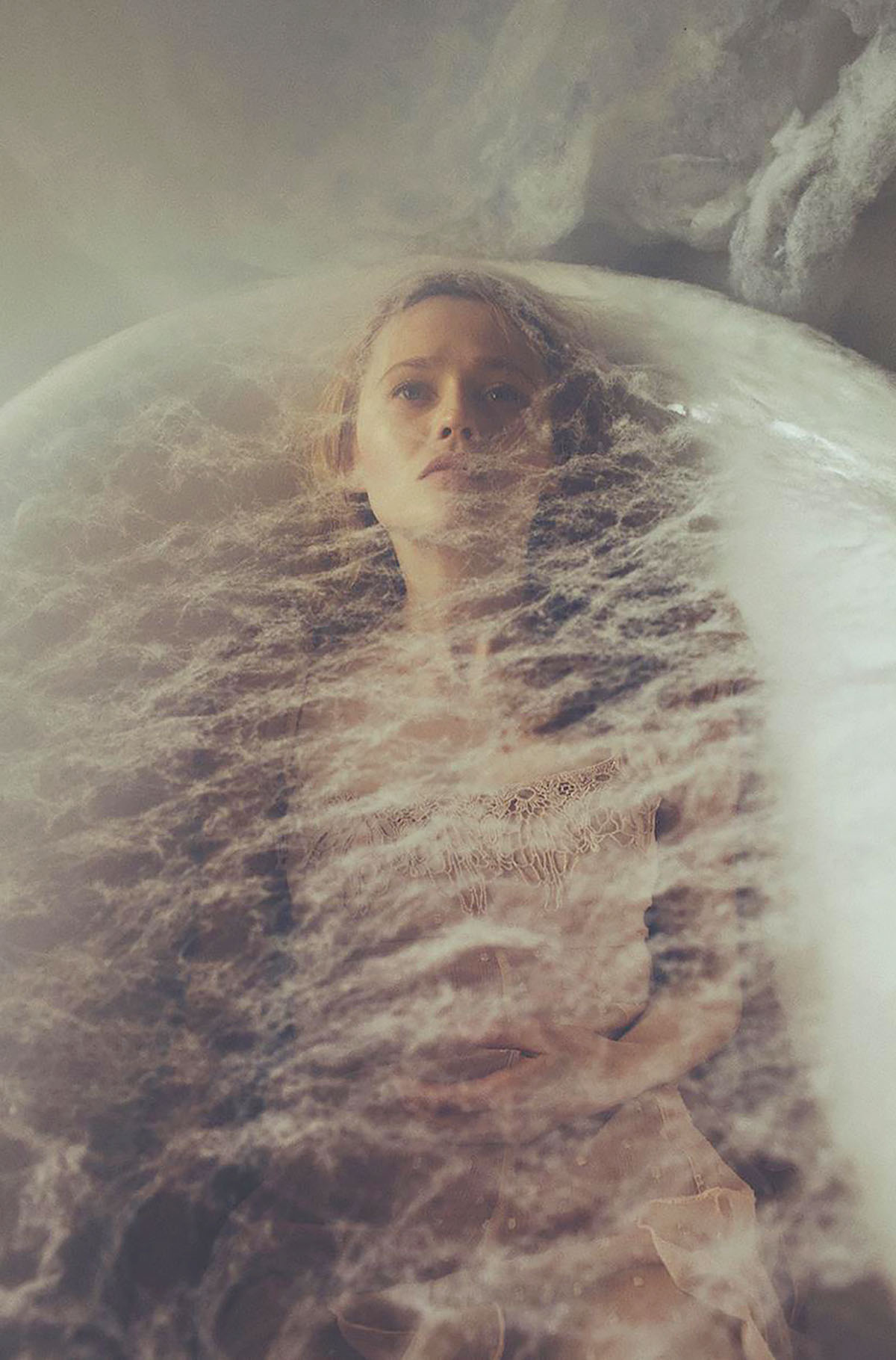 Laura Makabresku: photography & fairy tales