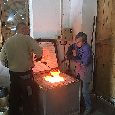 O))) belt buckle production, Czech February 2019